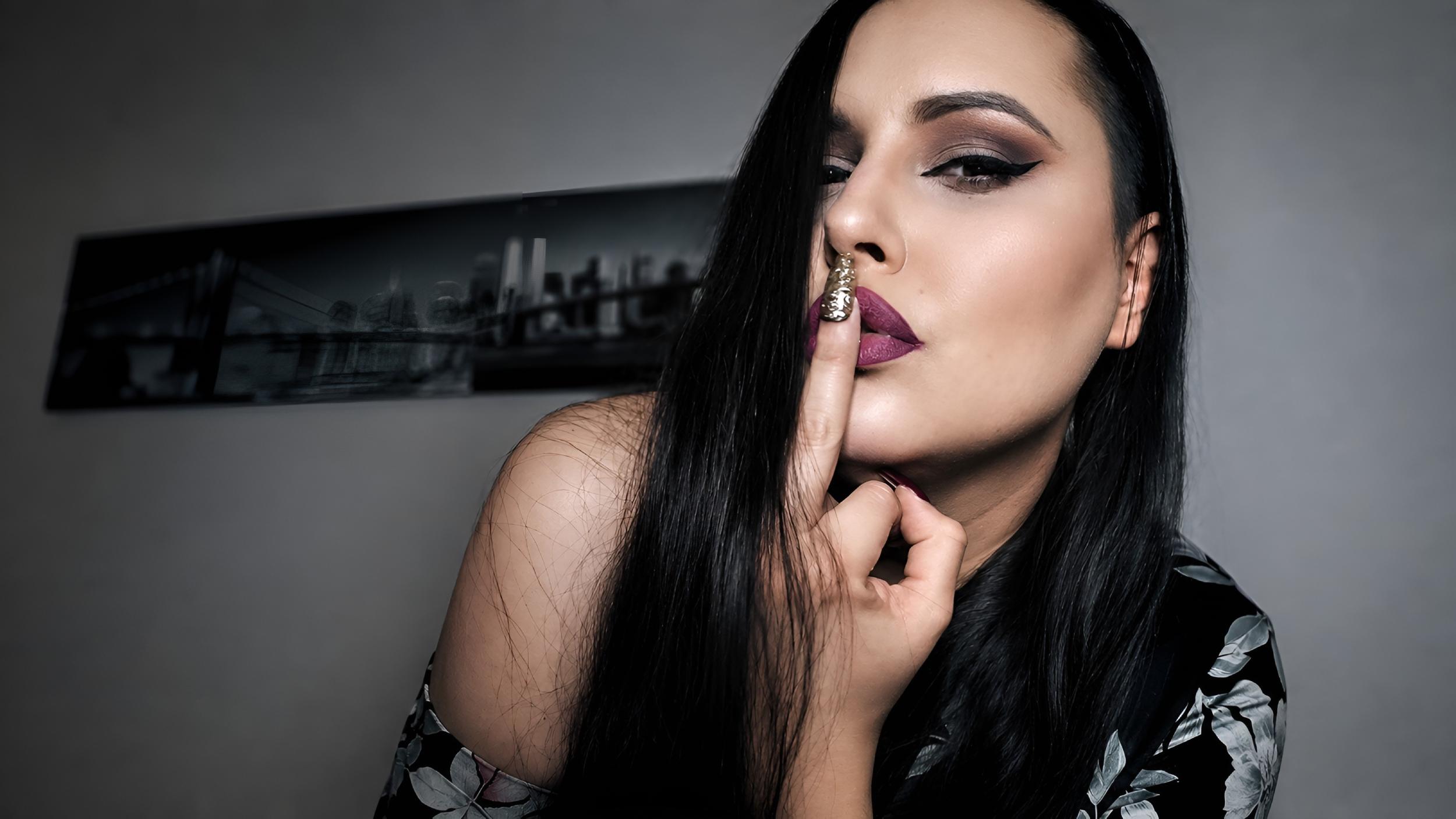 Lady Sith Poland bad citizen and uneducated prostitute behavior